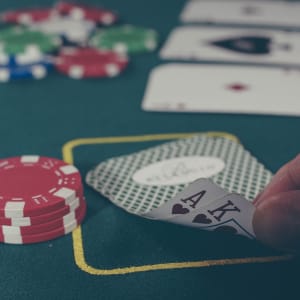 3 Mẹo chơi Poker hiệu quả hoàn hảo cho Sòng bạc Di động